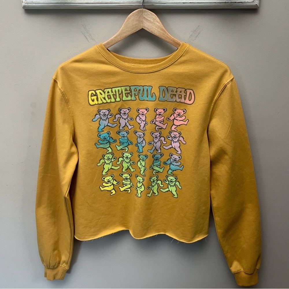 Grateful Dead Junior's Long Sleeved Crop Graphic Sweatshirt